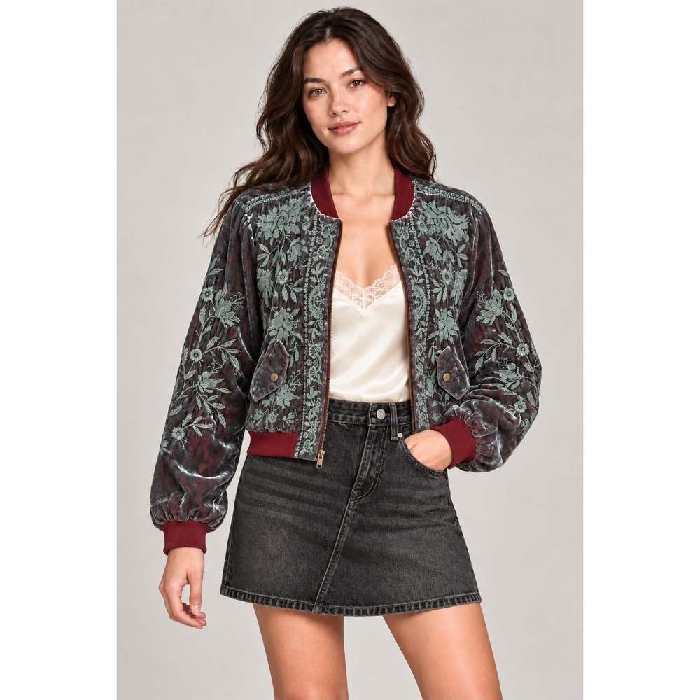 JOHNNY WAS Los Angeles Sz S Embroidered Silk Velvet Grey Red Bomber Jacket Boho